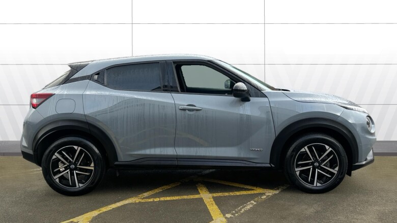 Nissan Juke 1.6 Hybrid N-Connecta 5dr Auto Hybrid Hatchback